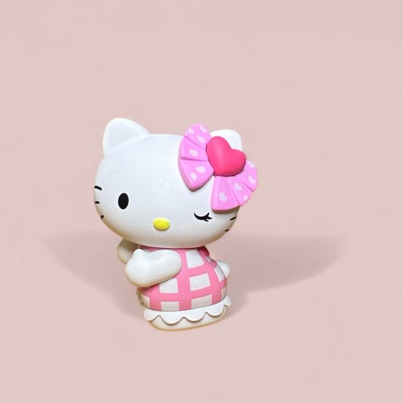 Lot of 4 Sanrio Hello Kitty Collection Ornaments PVC Figures H 3" x L2" - Picture 6 of 13